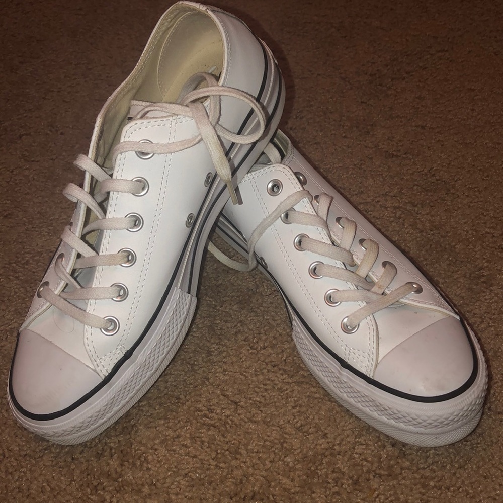 White Converse platform sneaker